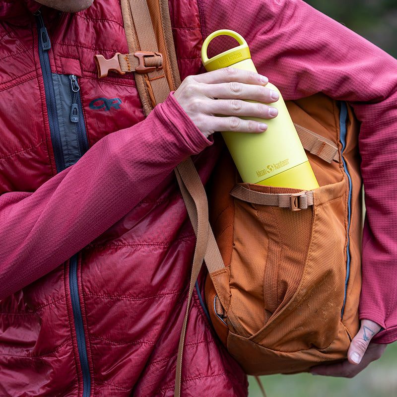 20oz-rise-classic-with-arch-loop-cap-j9 20oz_rise_classic_insulated_bottle_acacia_backpack_square.jpg