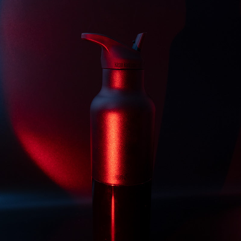20oz-rise-classic-may-the-4th-h8 20oz_rise_classic_may_the_fourth_starwars_black_bottle_redglow_square.jpg