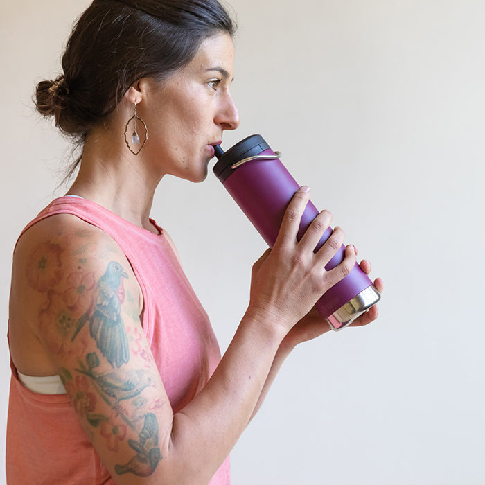 tkwide-twist-cap-with-straw-kit-x1 K20TKWPT-PP-T-TWIST-straw_cap_drinking_yoga_lifestyle_64bb08ca-98d0-4e89-83fd-b166cda65ccd.jpg