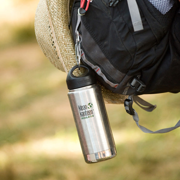 steel-s-biner-3-u9 carabiner_steel_bottle_backpack_lifestyle_dd4fef2d-f5d2-4f32-ac05-c706bd6b518e.jpg