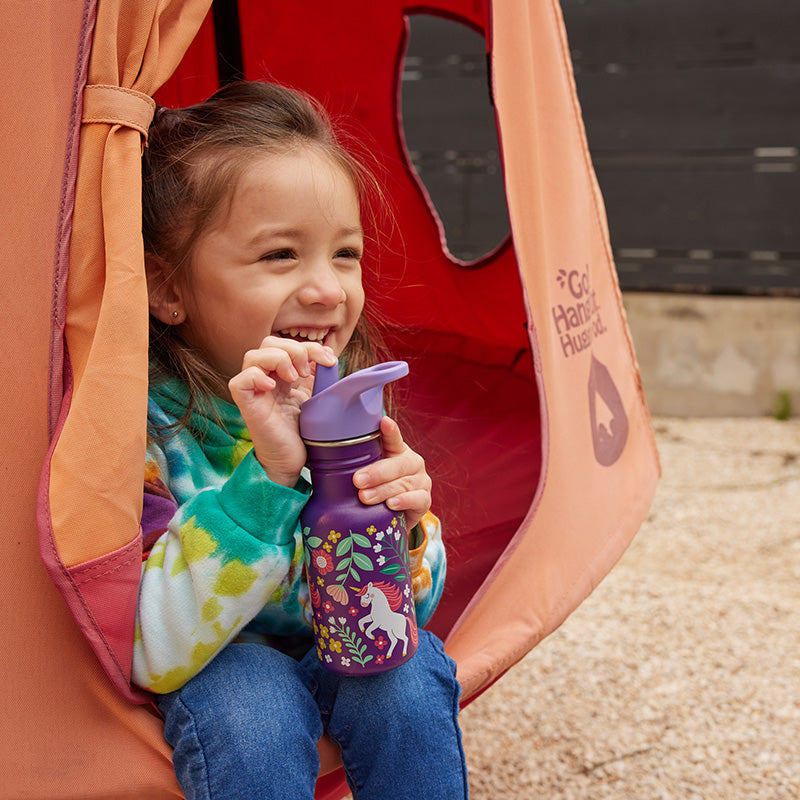 12oz-kid-s-classic-with-flip-seal-sport-cap-m4 kid_sport_flip_seal_12oz_girl_smile_hammock_square.jpg