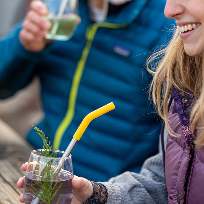 straw-4-pack-t7 recycled_steel_straw_drink_smile_lifestyle.jpg