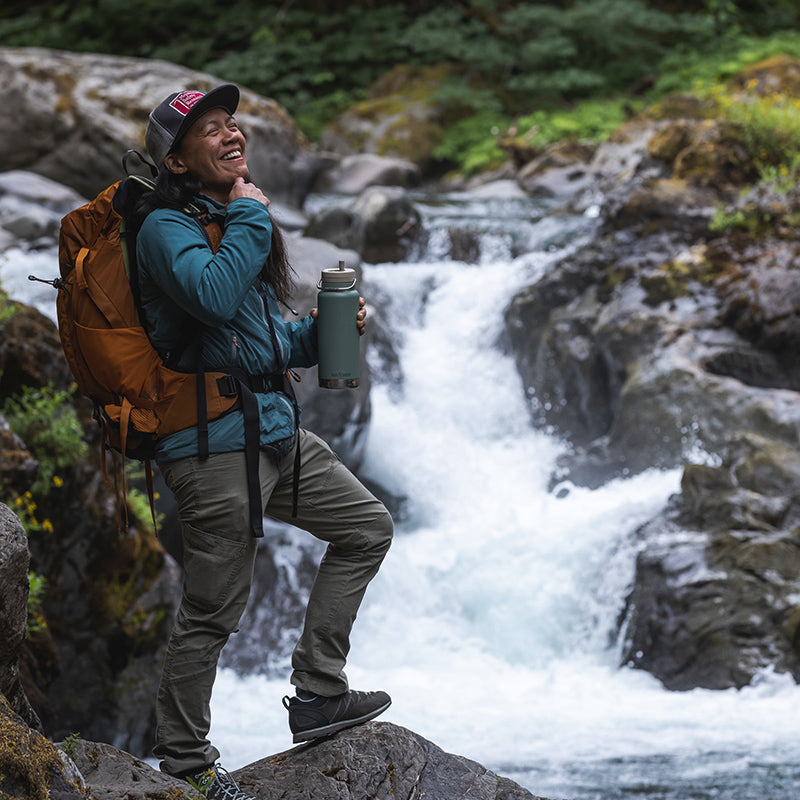 32oz-tkwide-with-twist-cap-q5 tkwide_32oz_insulated_bottle_twist_backpack_river_guy_square.jpg
