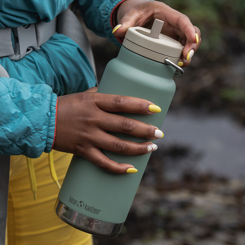 32oz-tkwide-made-to-do-more-bundle-p5 tkwide_32oz_insulated_bottle_twist_closeup_seapsray_hand_square.jpg